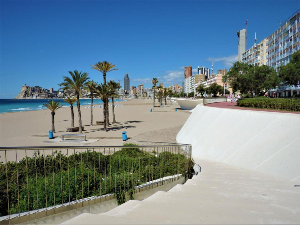 Sunset Waves By Apturist Benidorm Esterno foto